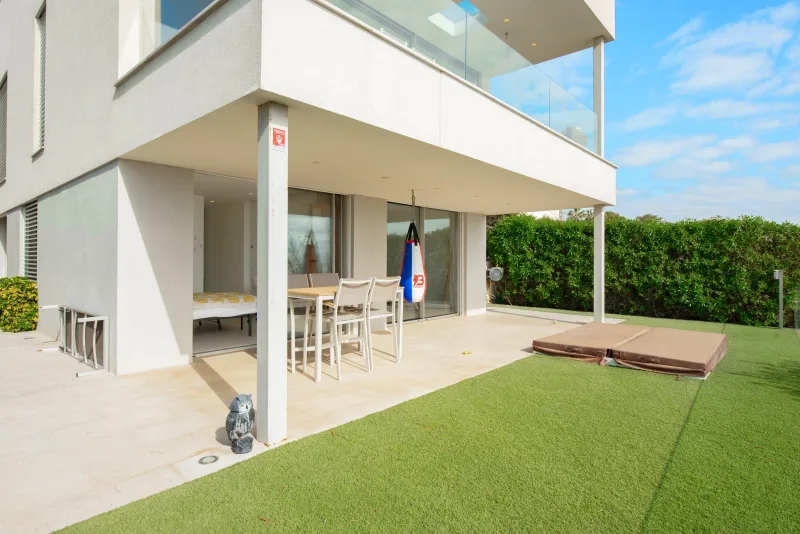 Modern villa for sale on the frontline in Porto Cristo, photo 21