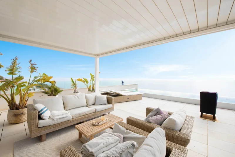 Modern villa for sale on the frontline in Porto Cristo, photo 12