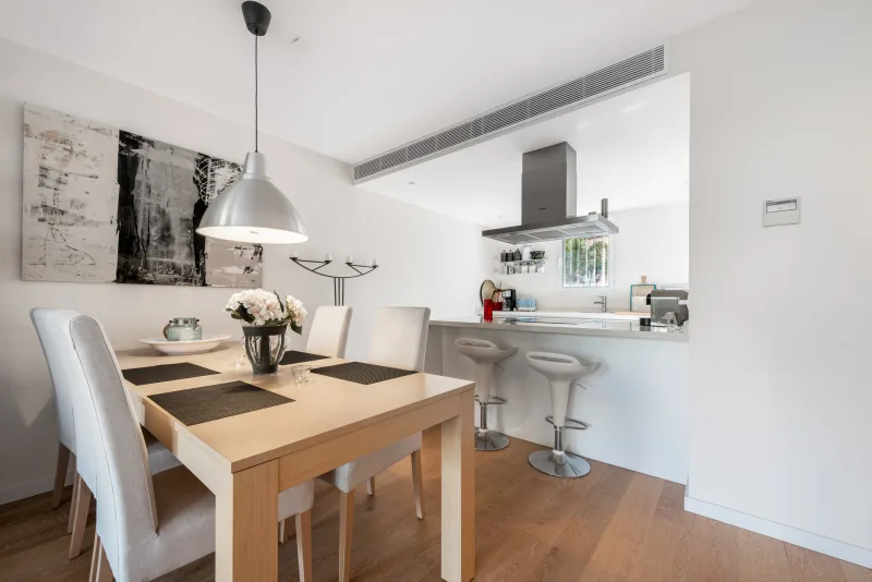 Se vende planta baja en Portocolom