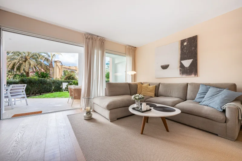 Se vende planta baja en Portocolom