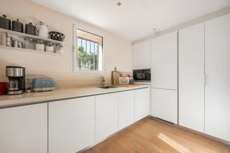 Se vende planta baja en Portocolom