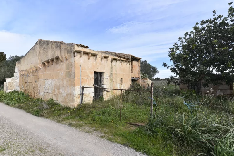 Se vende finca edificable en S'Illot