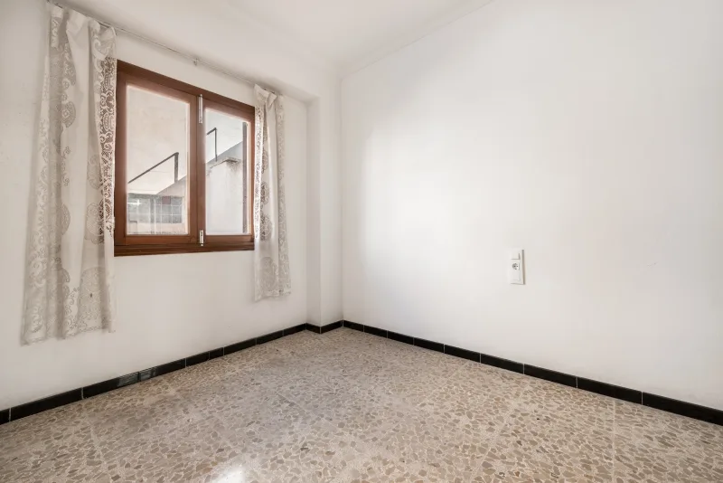 Amplio piso cochera independiente en Manacor a la venta!