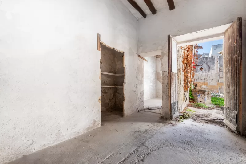 Edificio con proyecto para construir 2 viviendas en Manacor