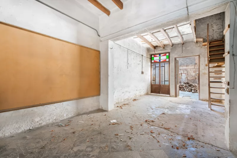 Edificio con proyecto para construir 2 viviendas en Manacor