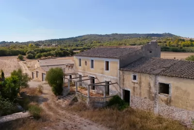 Finca a Villafranca 202345m2 amb Casa 586m2
