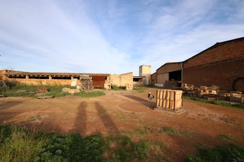 Nave de 1400m2 en Villafranca de Bonany