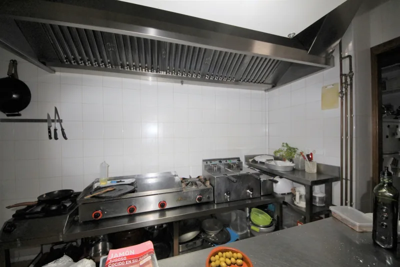 Se vende local en Vilafranca 